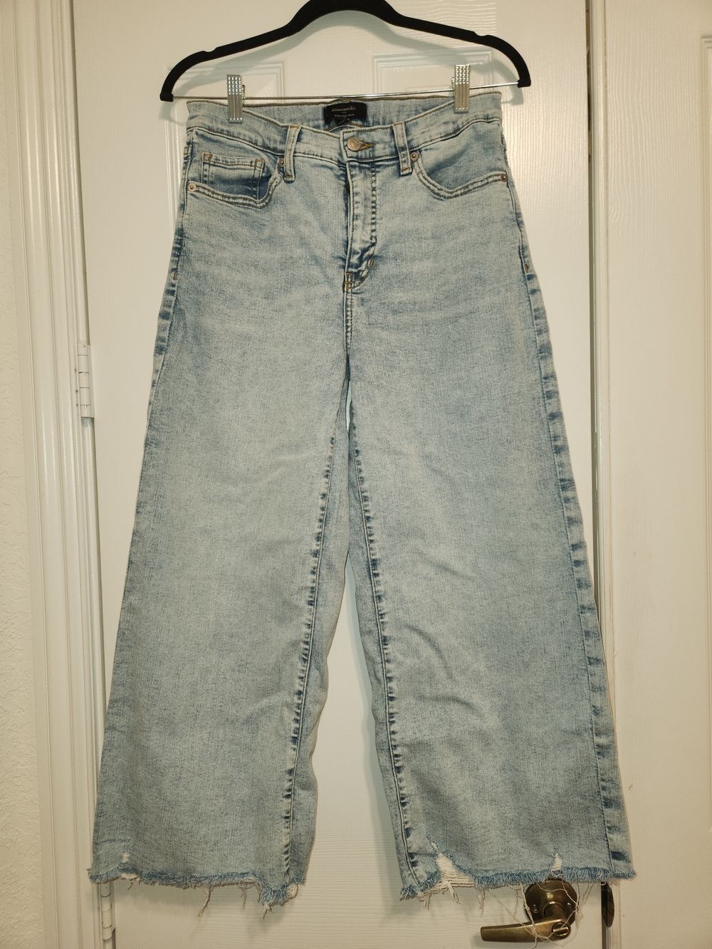 Banana Republic Pale Blue Wide-Leg Frayed Hem Jeans